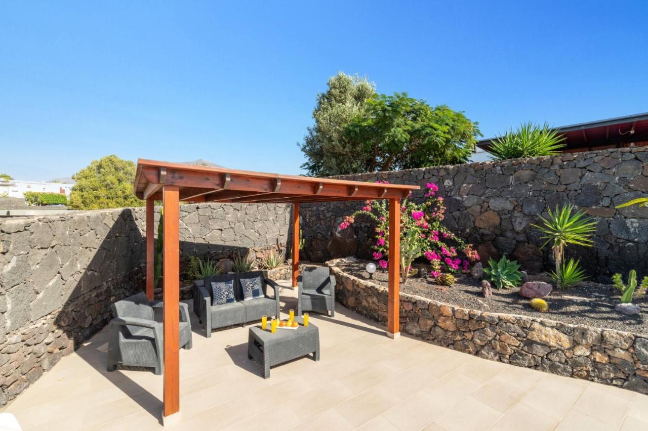 Villa Sarita Sol By Villa Plus Playa Blanca  Extérieur photo